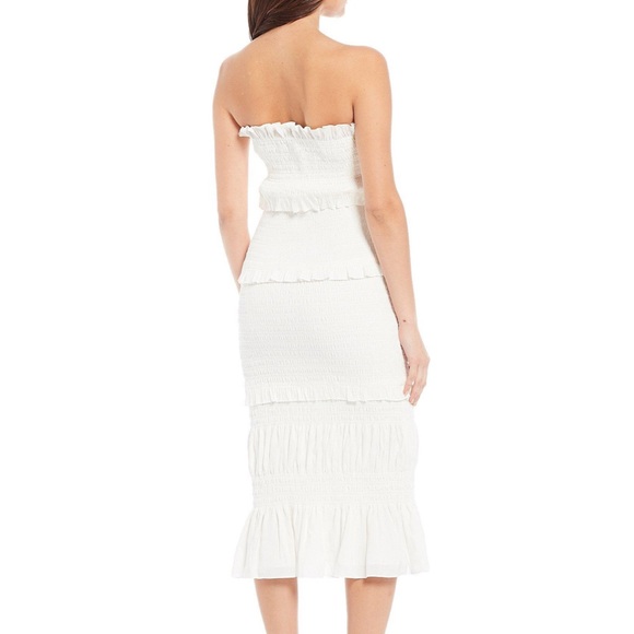Gianni Bini Hunter Smocked White Strapless Dress - Picture 5 of 8